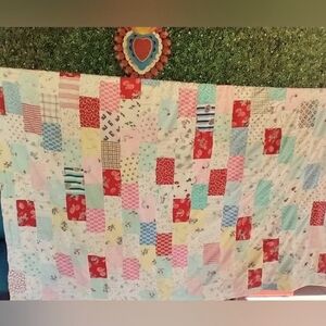 LARGE VINTAGE COTTON FLANNEL QUILT
